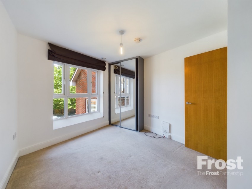 Images for Ashford, Surrey EAID:2640919782 BID:ASL