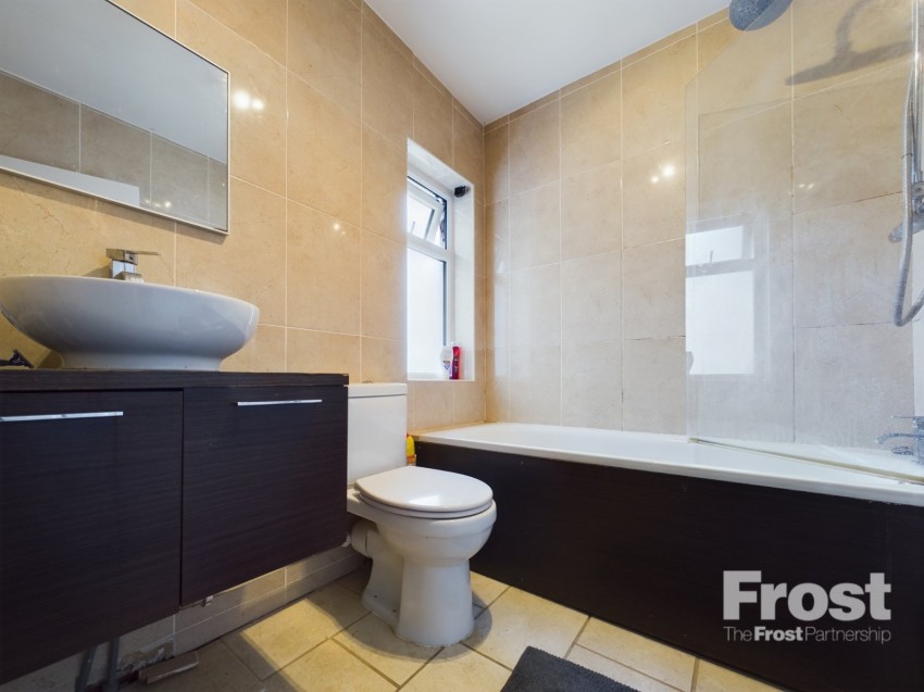 Images for Ashford, Surrey EAID:2640919782 BID:ASL