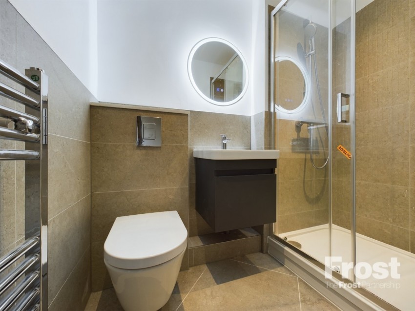 Images for Ashford, Surrey EAID:2640919782 BID:ASL