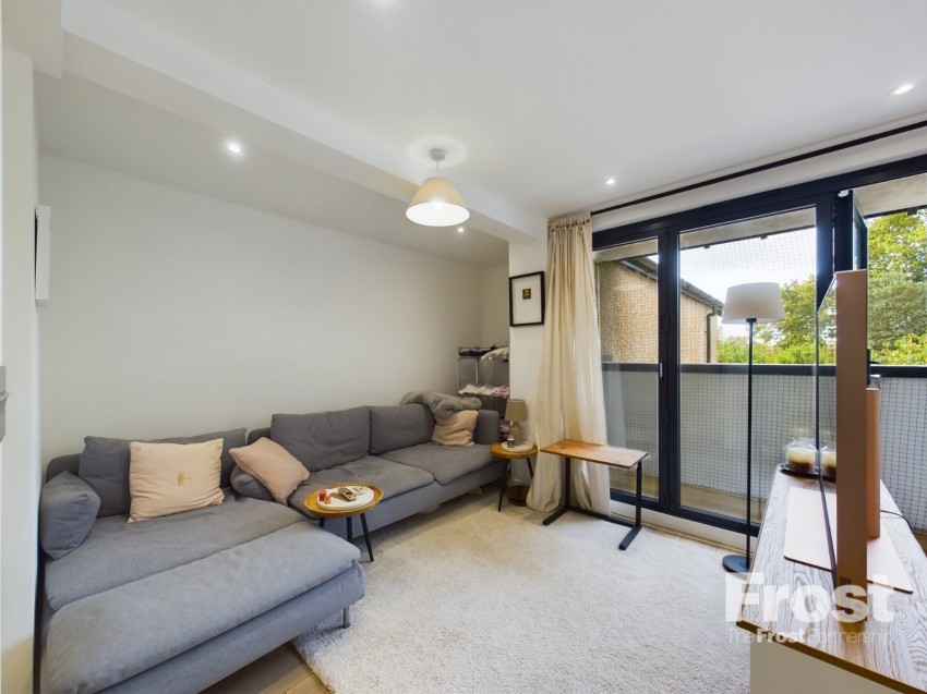 Images for Sunbury-on-Thames, Surrey EAID:2640919782 BID:ASL