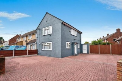 Staines-upon-Thames, Surrey - EAID:2640919782, BID:ASL
