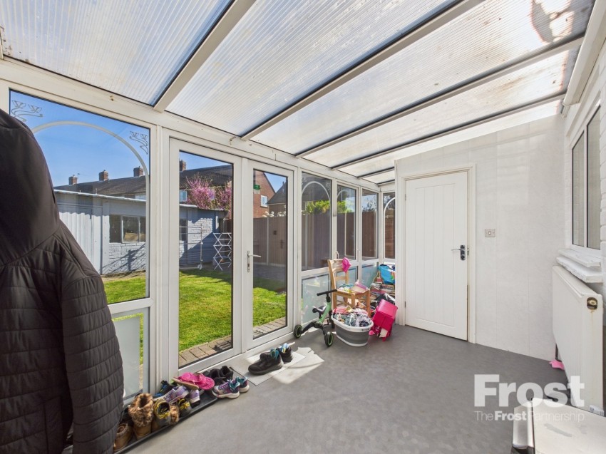 Images for Staines-upon-Thames, Surrey EAID:2640919782 BID:ASL
