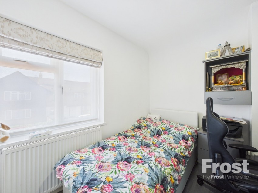Images for Staines-upon-Thames, Surrey EAID:2640919782 BID:ASL