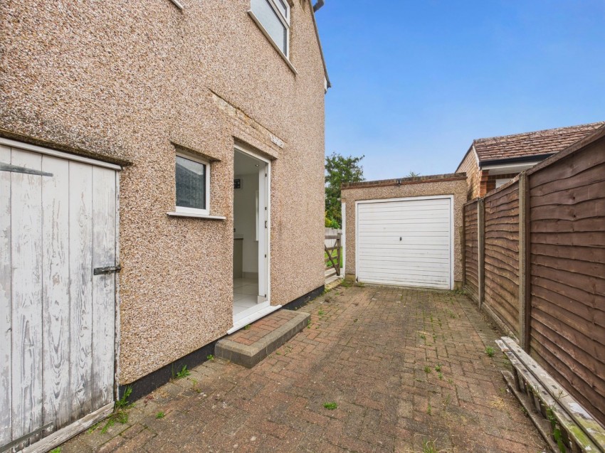 Images for Ashford, Surrey EAID:2640919782 BID:ASL