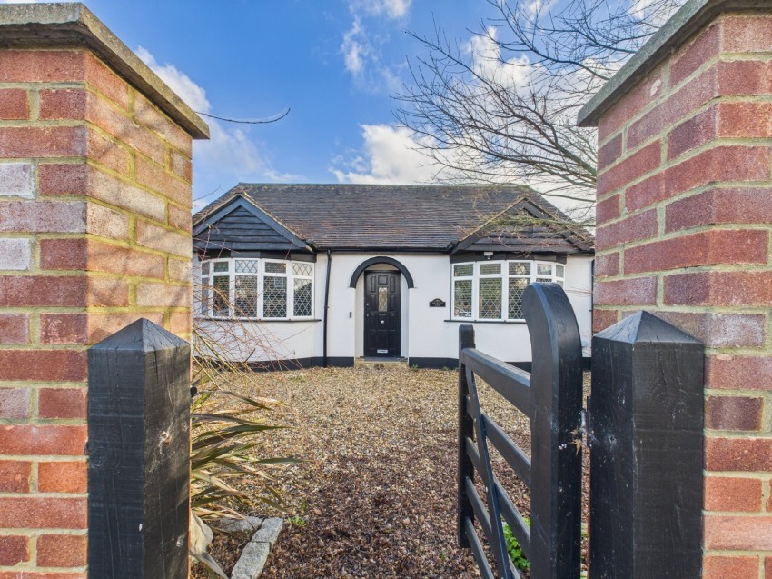 Images for Ashford, Surrey EAID:2640919782 BID:ASL