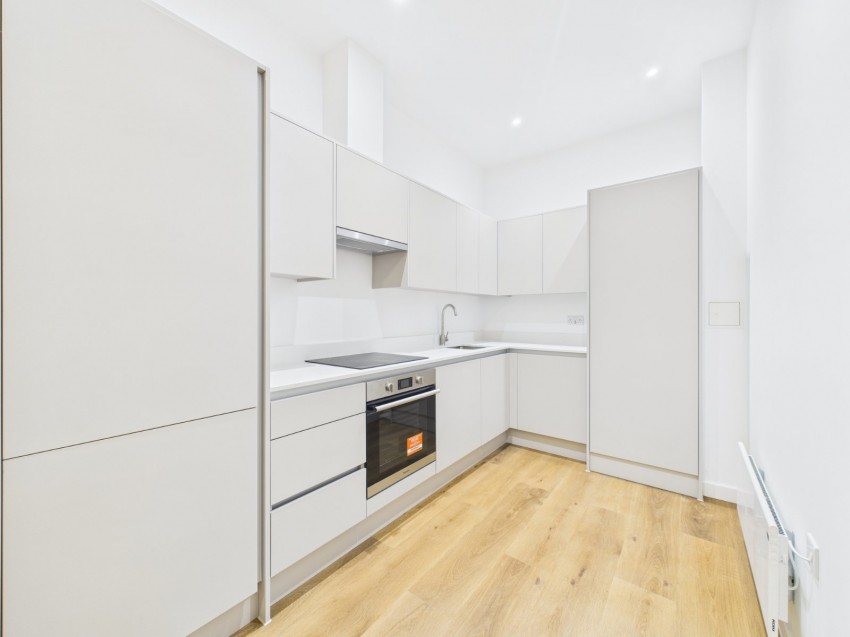 Images for The Causeway, Staines-Upon-Thames, Middlesex EAID:2640919782 BID:ASL