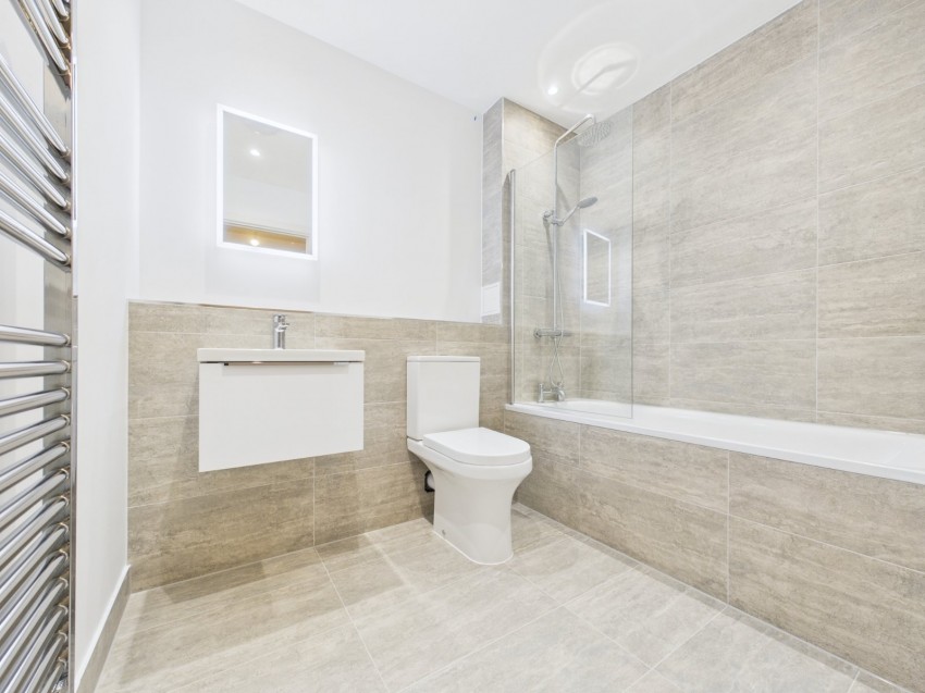 Images for The Causeway, Staines-Upon-Thames, Middlesex EAID:2640919782 BID:ASL