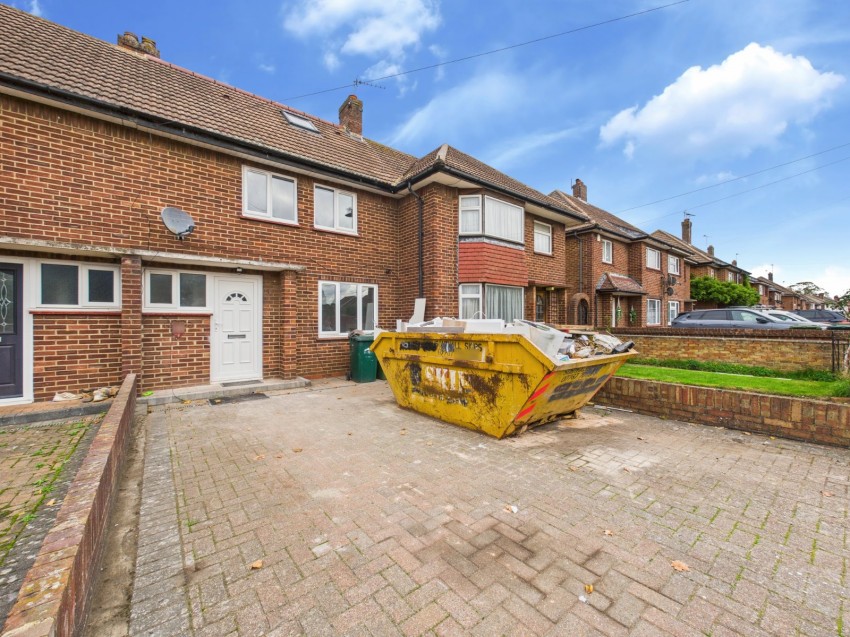 Images for Ashford, Surrey EAID:2640919782 BID:ASL