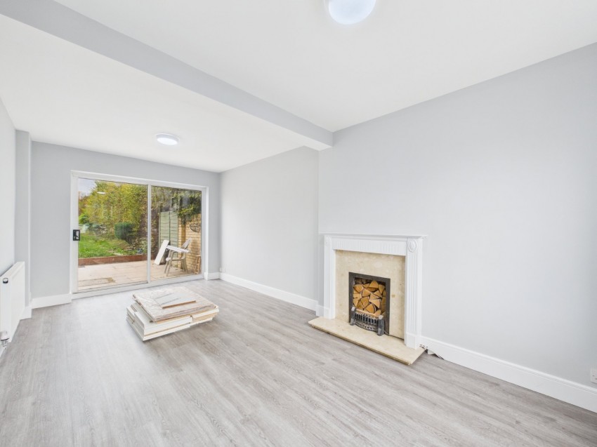 Images for Ashford, Surrey EAID:2640919782 BID:ASL