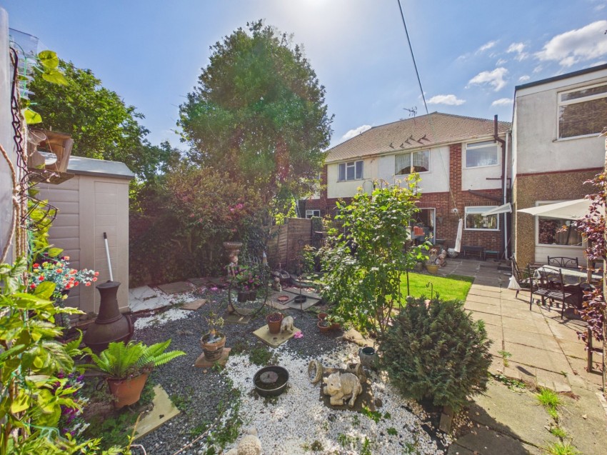 Images for Ashford, Surrey EAID:2640919782 BID:ASH