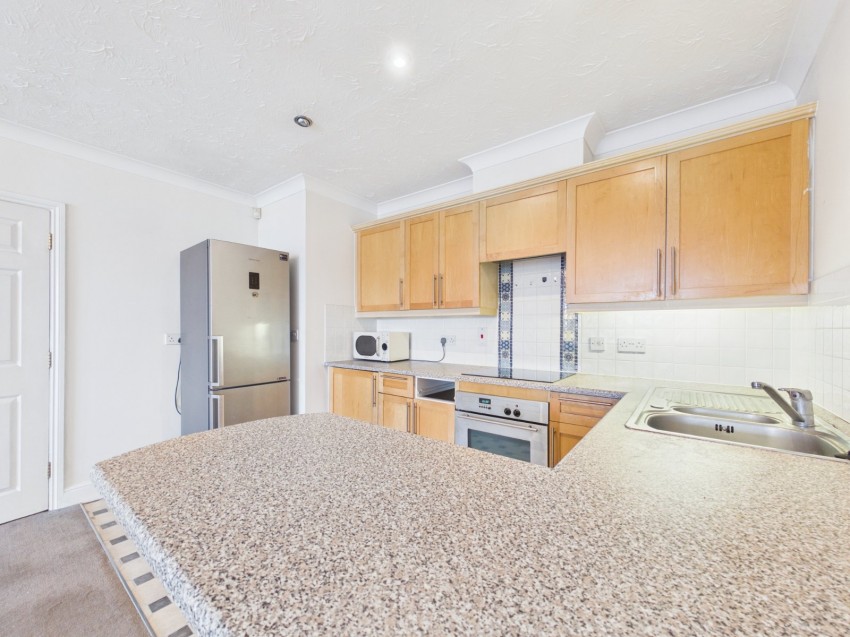 Images for Ashford, Surrey EAID:2640919782 BID:ASH