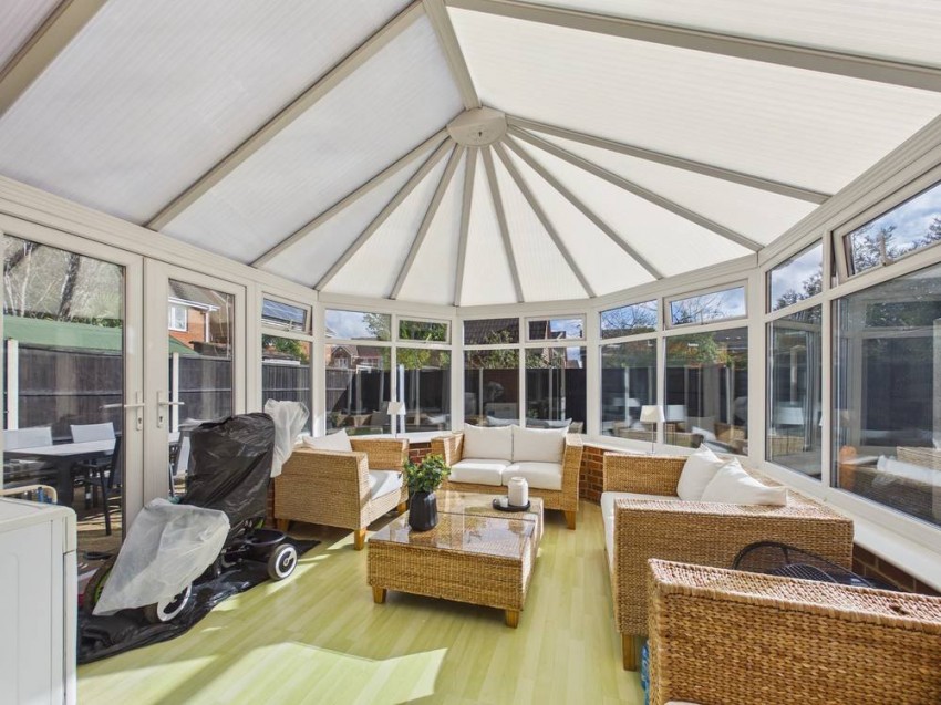 Images for Ashford, Surrey EAID:2640919782 BID:ASH