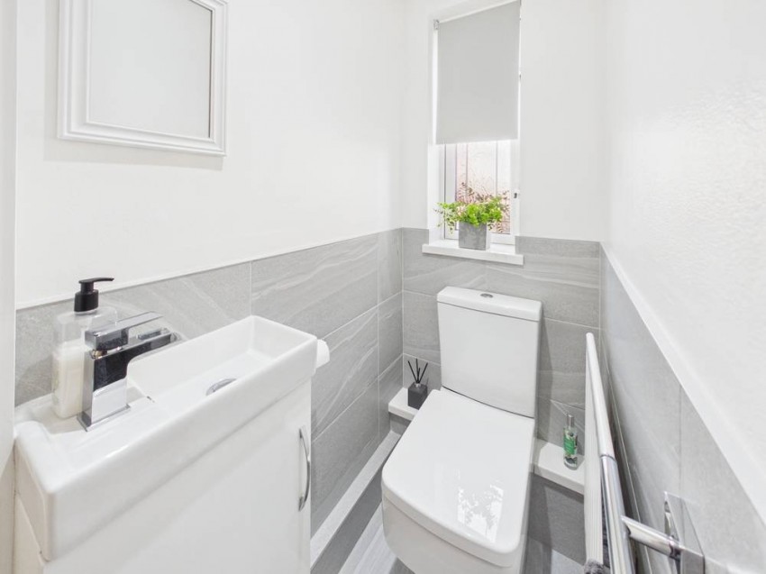 Images for Ashford, Surrey EAID:2640919782 BID:ASH