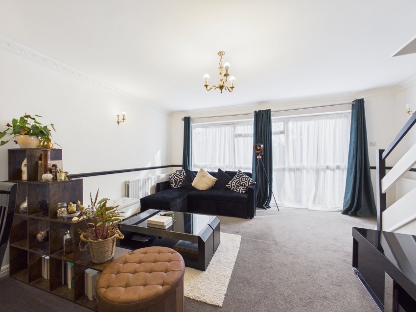 Images for Ashford, Surrey EAID:2640919782 BID:ASH