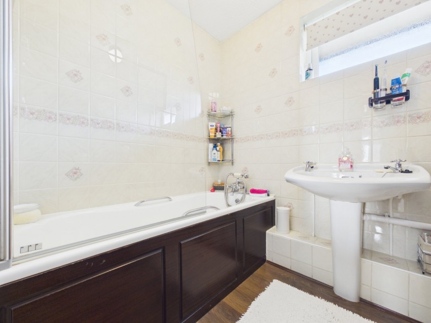 Images for Stanwell, Surrey EAID:2640919782 BID:ASH