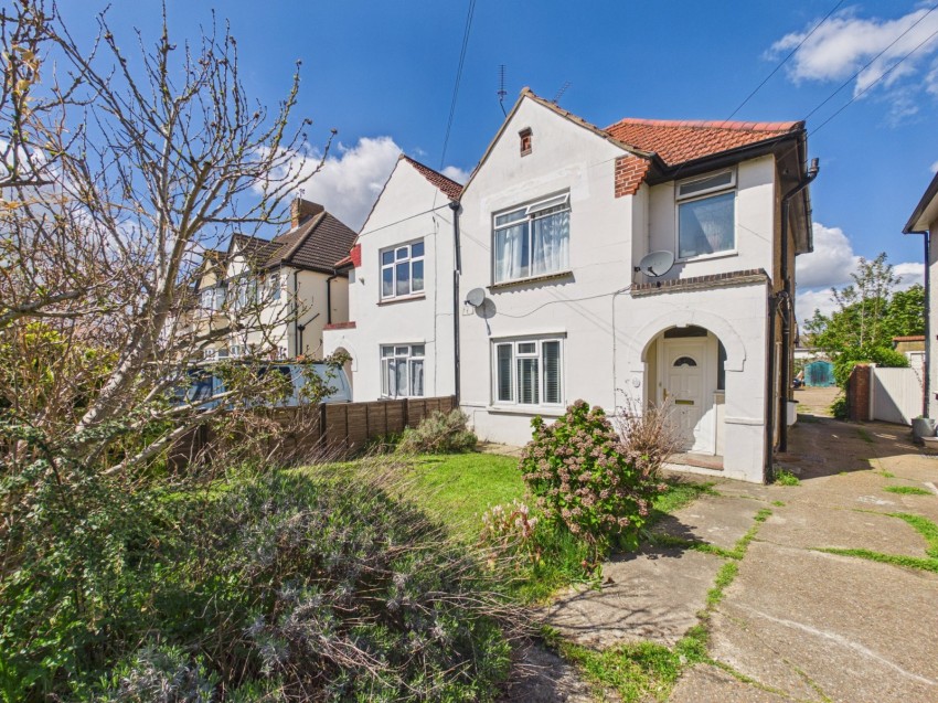 Images for Ashford, Surrey EAID:2640919782 BID:ASH