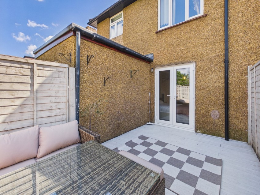 Images for Ashford, Surrey EAID:2640919782 BID:ASH