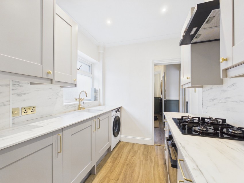 Images for Ashford, Surrey EAID:2640919782 BID:ASH