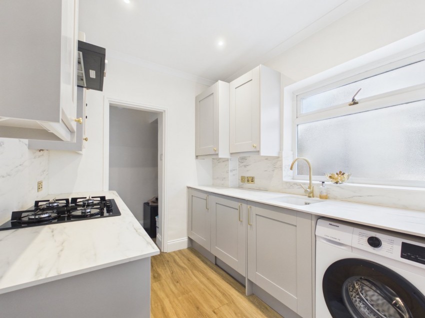 Images for Ashford, Surrey EAID:2640919782 BID:ASH