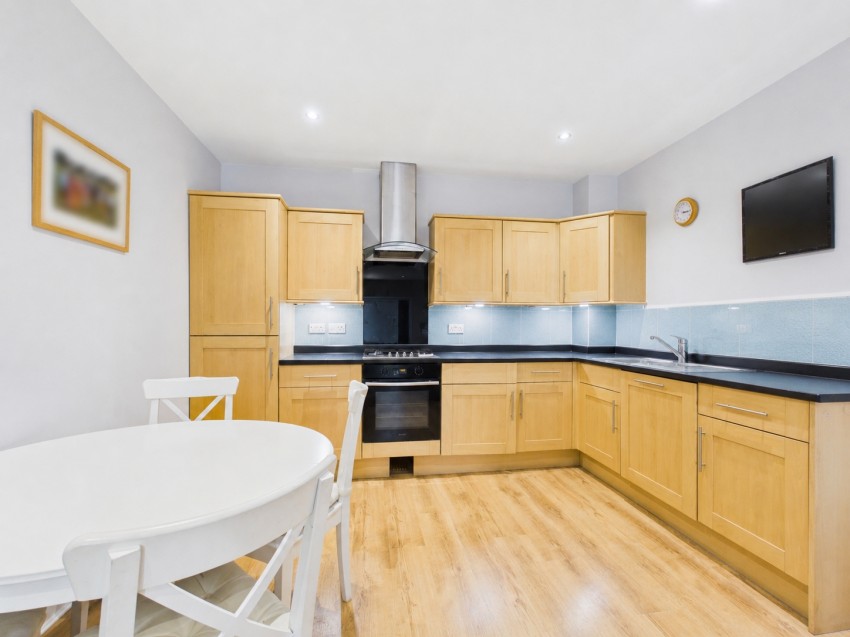 Images for Ashford, Surrey EAID:2640919782 BID:ASH