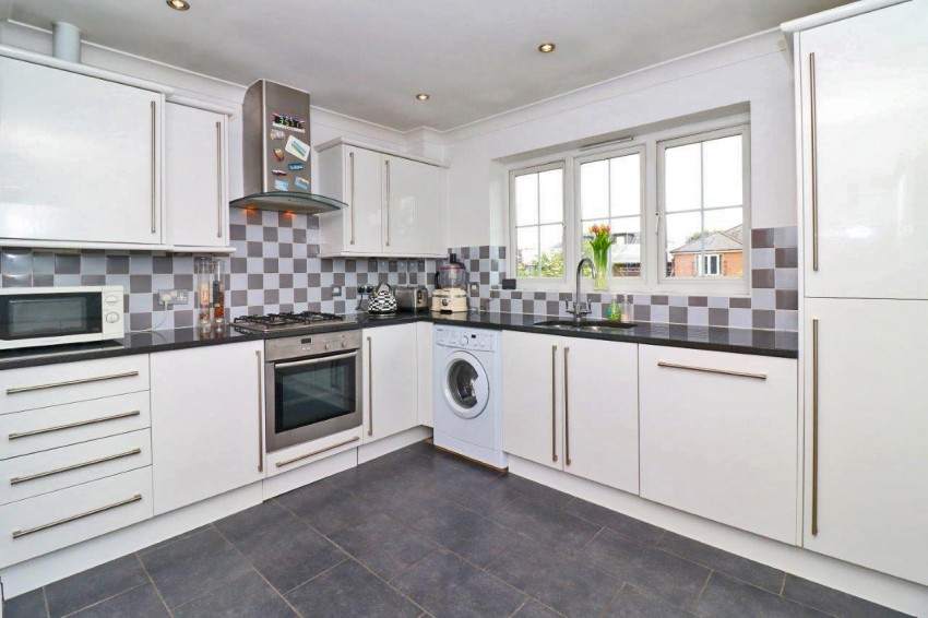Images for Cherry Tree Road, Beaconsfield, Buckinghamshire EAID:2640919782 BID:BEA