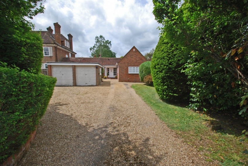 Images for Beaconsfield, Buckinghamshire EAID:2640919782 BID:BEA