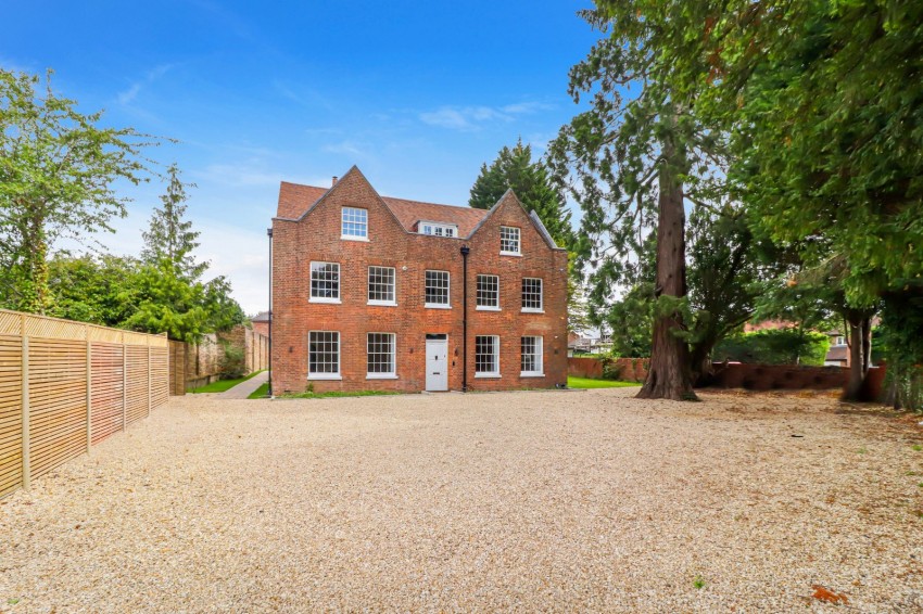 Images for High Wycombe, Buckinghamshire EAID:2640919782 BID:BEA