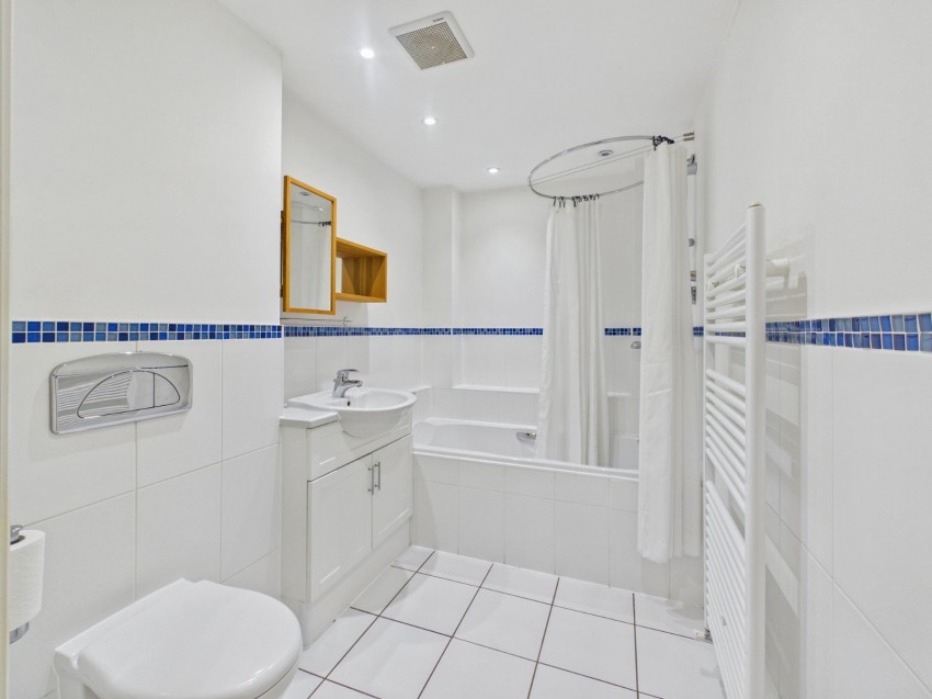 Images for Beaconsfield EAID:2640919782 BID:BEA