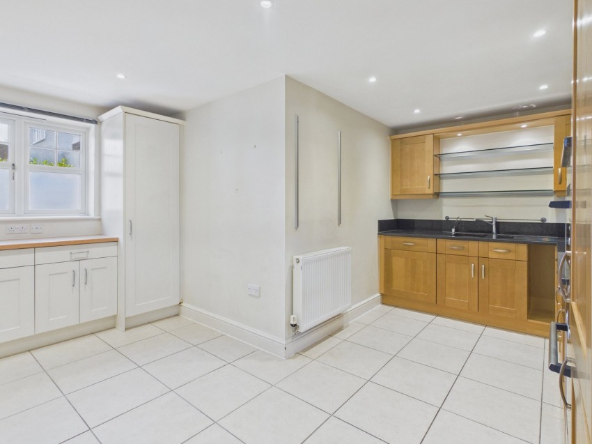 Images for Beaconsfield EAID:2640919782 BID:BEA