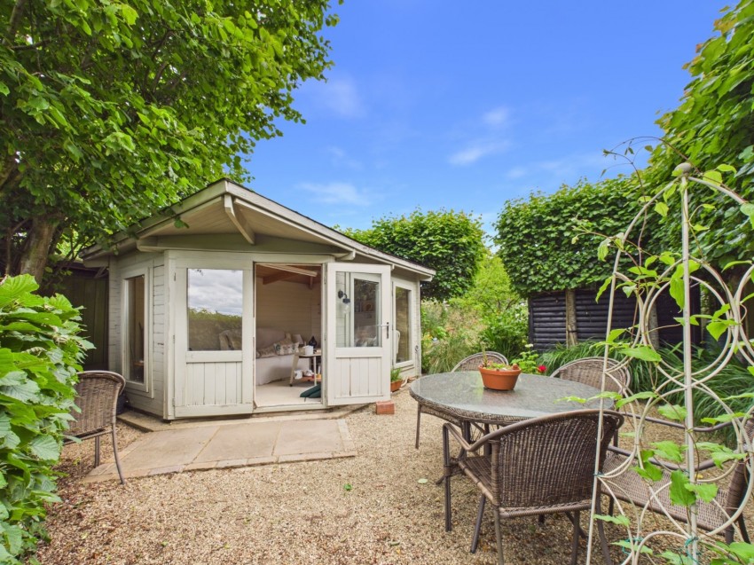 Images for Winchmore Hill, Amersham EAID:2640919782 BID:AME