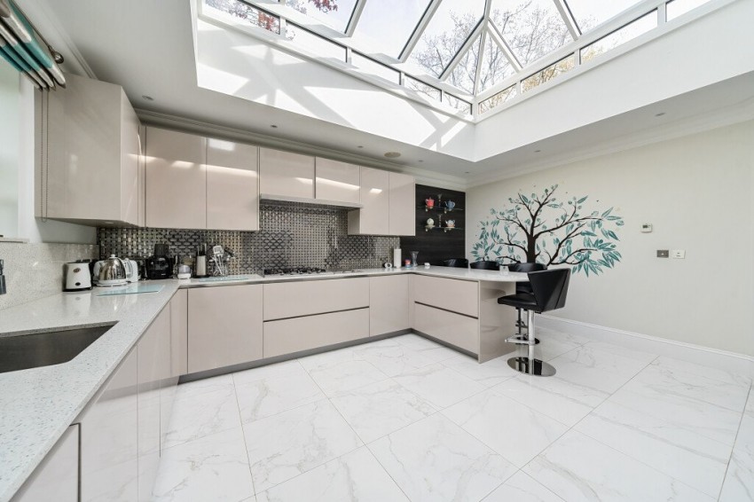 Images for Beaconsfield EAID:2640919782 BID:BEA