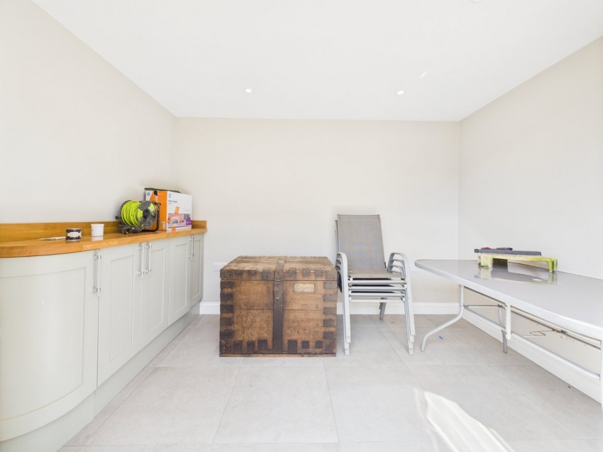Images for Beaconsfield EAID:2640919782 BID:BEA