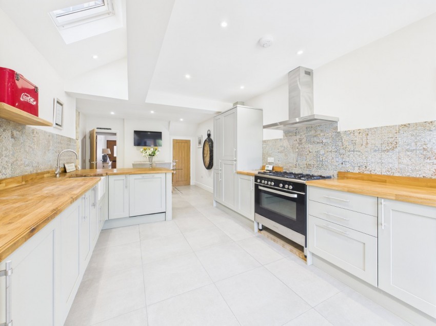 Images for Beaconsfield EAID:2640919782 BID:BEA