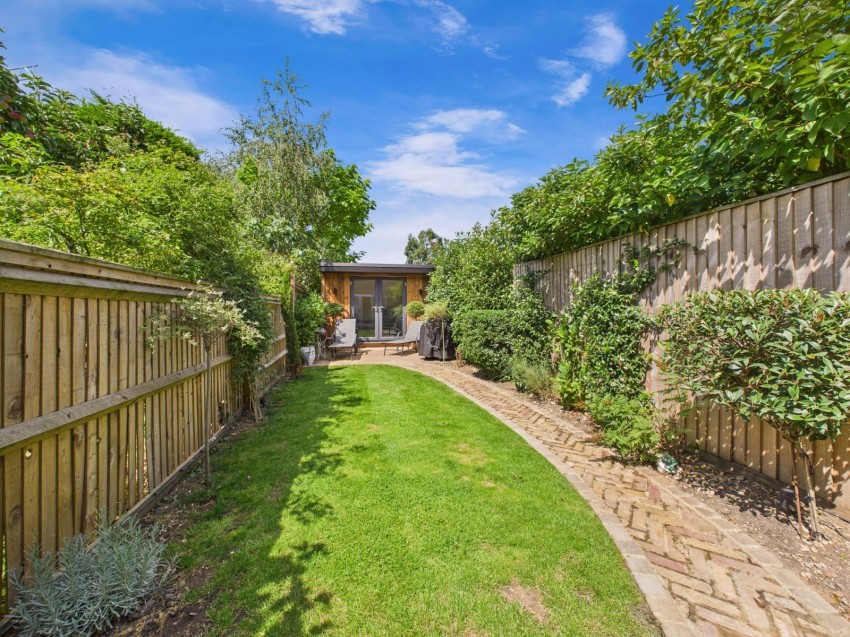 Images for Beaconsfield EAID:2640919782 BID:BEA