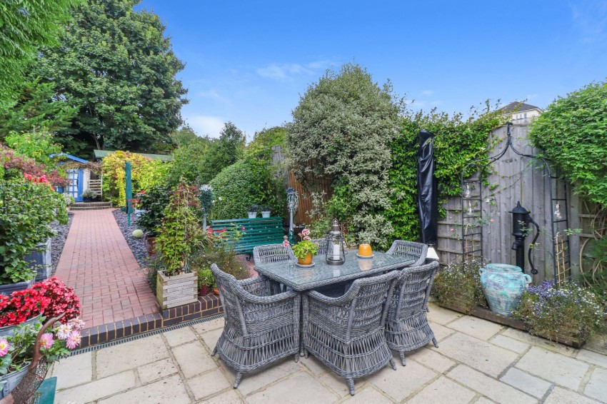 Images for High Wycombe, Buckinghamshire EAID:2640919782 BID:BEA
