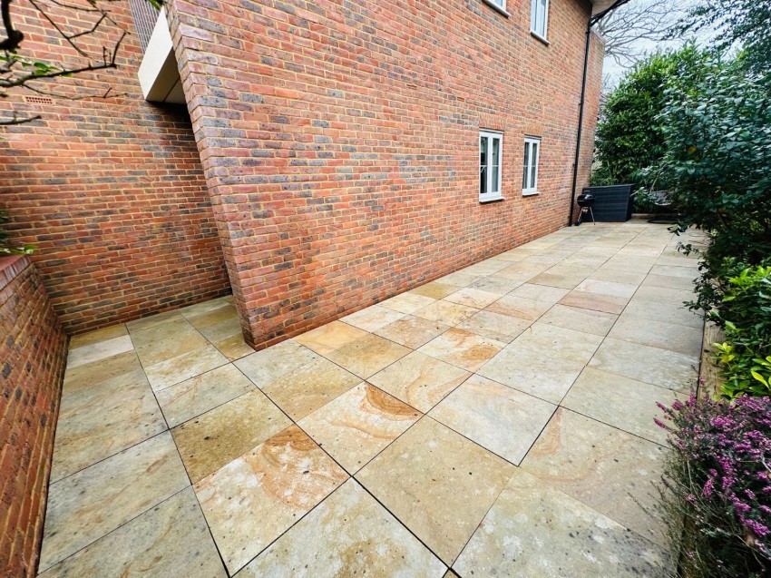 Images for Beaconsfield EAID:2640919782 BID:BEA