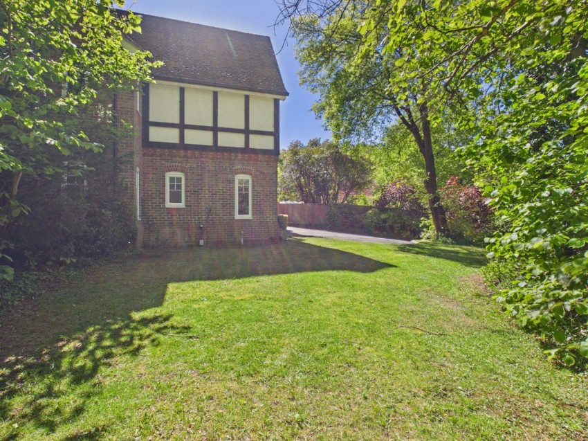 Images for Beaconsfield, Buckinghamshire EAID:2640919782 BID:BEA