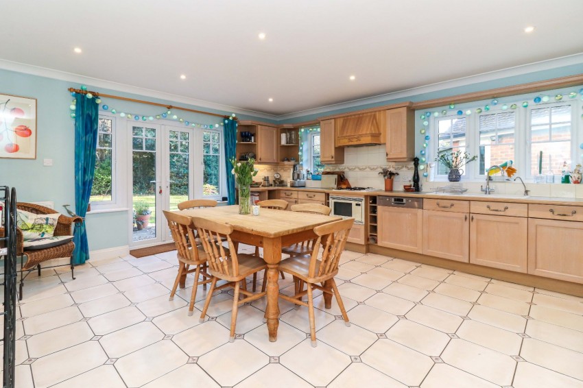 Images for Beaconsfield, Buckinghamshire EAID:2640919782 BID:BEA