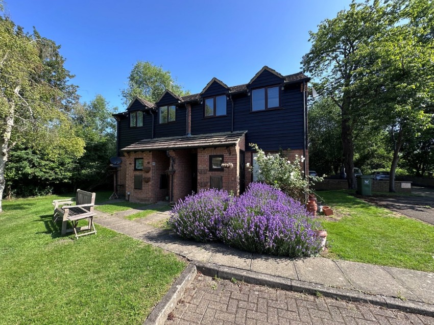 Images for Bourne End, Wooburn Green EAID:2640919782 BID:BEA