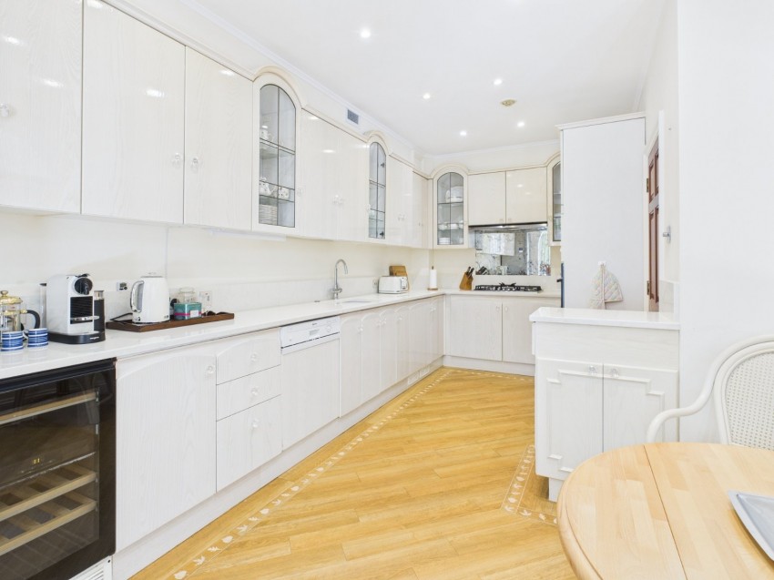 Images for Knotty Green, Beaconsfield EAID:2640919782 BID:BEA