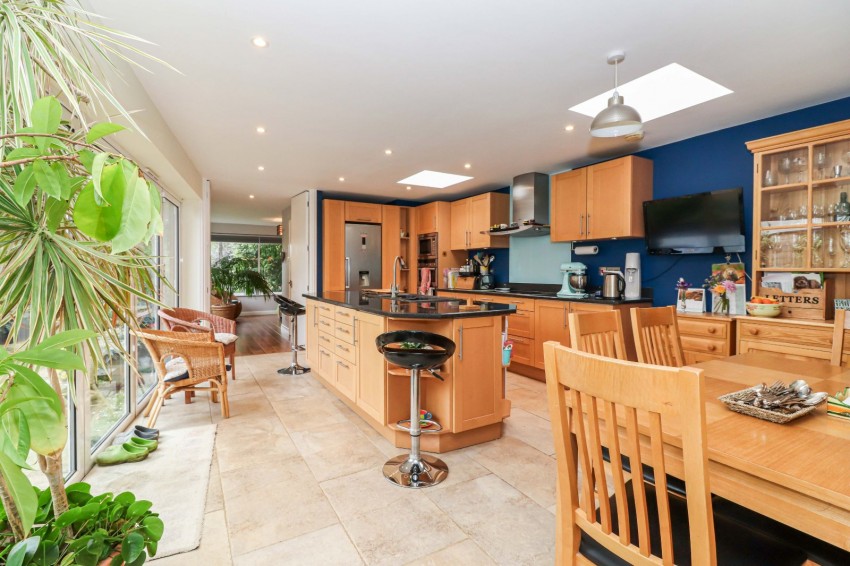 Images for Beaconsfield, Buckinghamshire EAID:2640919782 BID:BEA