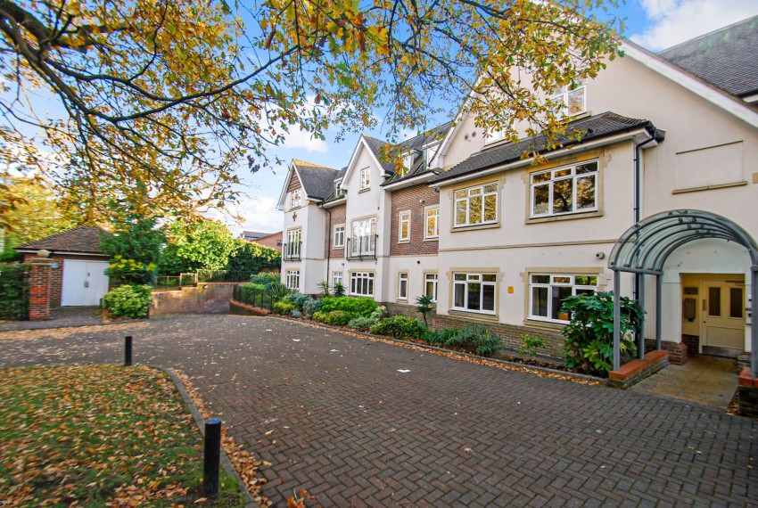 Images for Buckinghamshire EAID:2640919782 BID:BEA