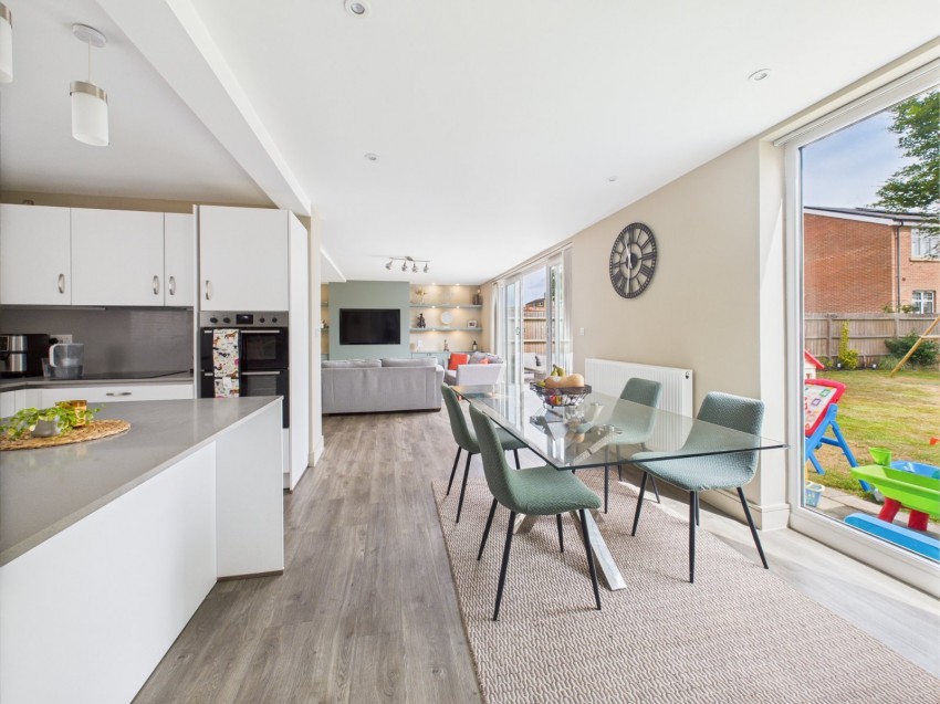 Images for Wilton Park, Beaconsfield, Buckinghamshire EAID:2640919782 BID:BEA