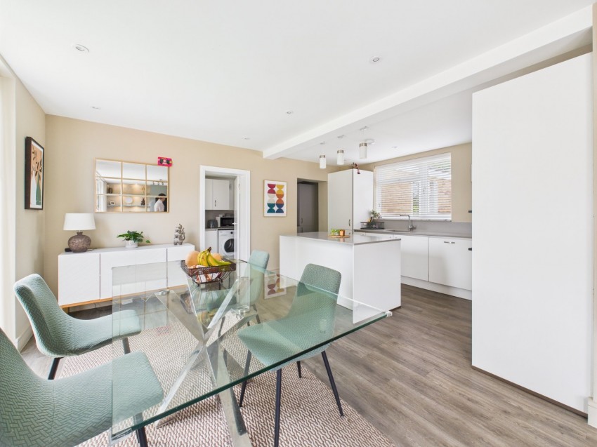 Images for Wilton Park, Beaconsfield, Buckinghamshire EAID:2640919782 BID:BEA