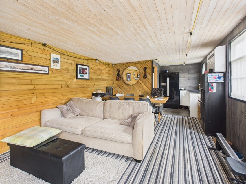 Images for Holmer Green, Buckinghamshire EAID:2640919782 BID:BEA