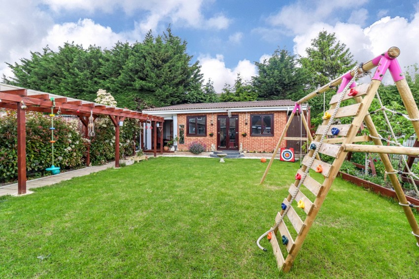 Images for Beaconsfield, Buckinghamshire EAID:2640919782 BID:BEA