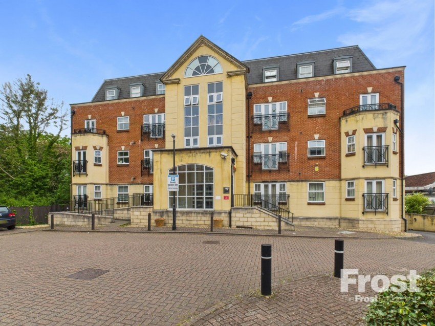 Images for Beaconsfield, Buckinghamshire EAID:2640919782 BID:BEA