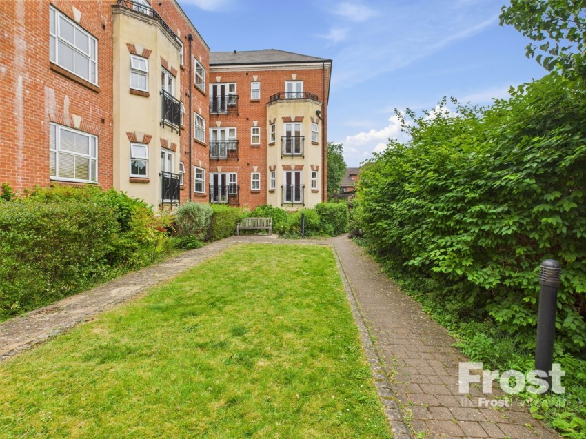 Images for Beaconsfield, Buckinghamshire EAID:2640919782 BID:BEA