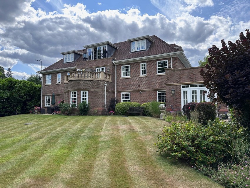 Images for Knotty Green, Beaconsfield, Buckinghamshire EAID:2640919782 BID:BEA