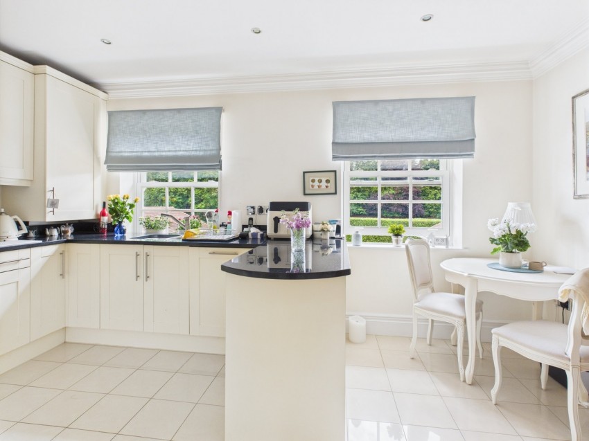 Images for Knotty Green, Beaconsfield, Buckinghamshire EAID:2640919782 BID:BEA